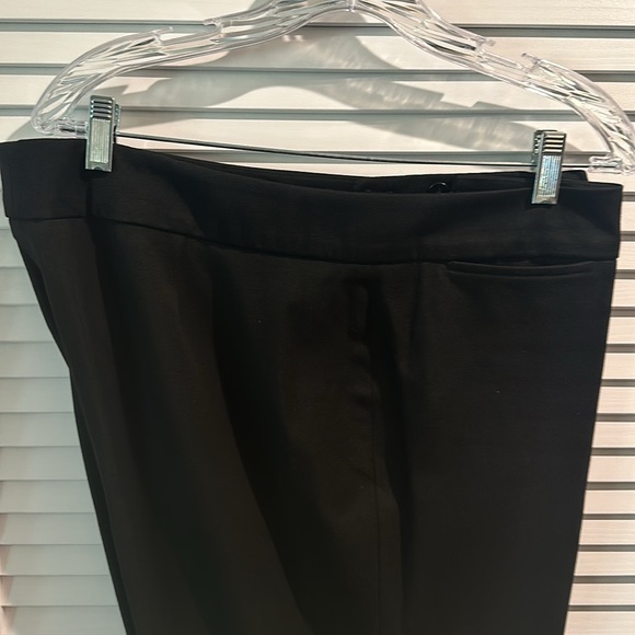 NWOT Talbots Signature Black Trousers with invisible front pockets. Size 20L - Picture 2 of 6